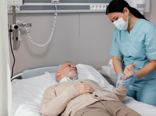 How to Safely Move a Patient Using a Hoyer Lift