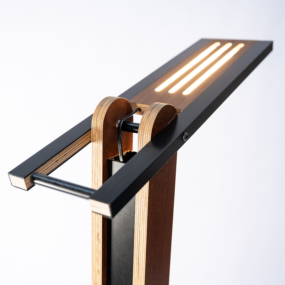 Thumbnail: Droid Lamp