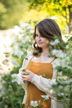 modern senior portraits