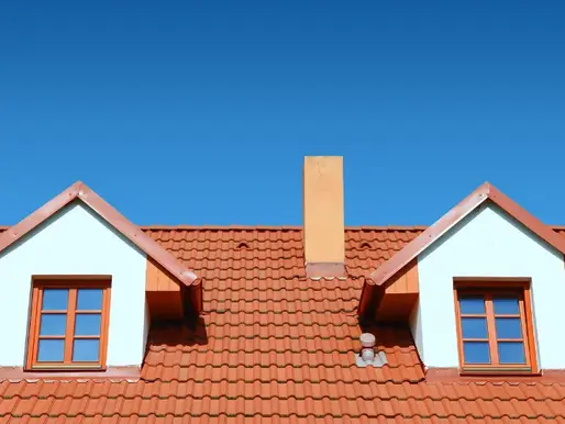 Why Homeowners Prefer Clay Tile Roofing in Sarasota