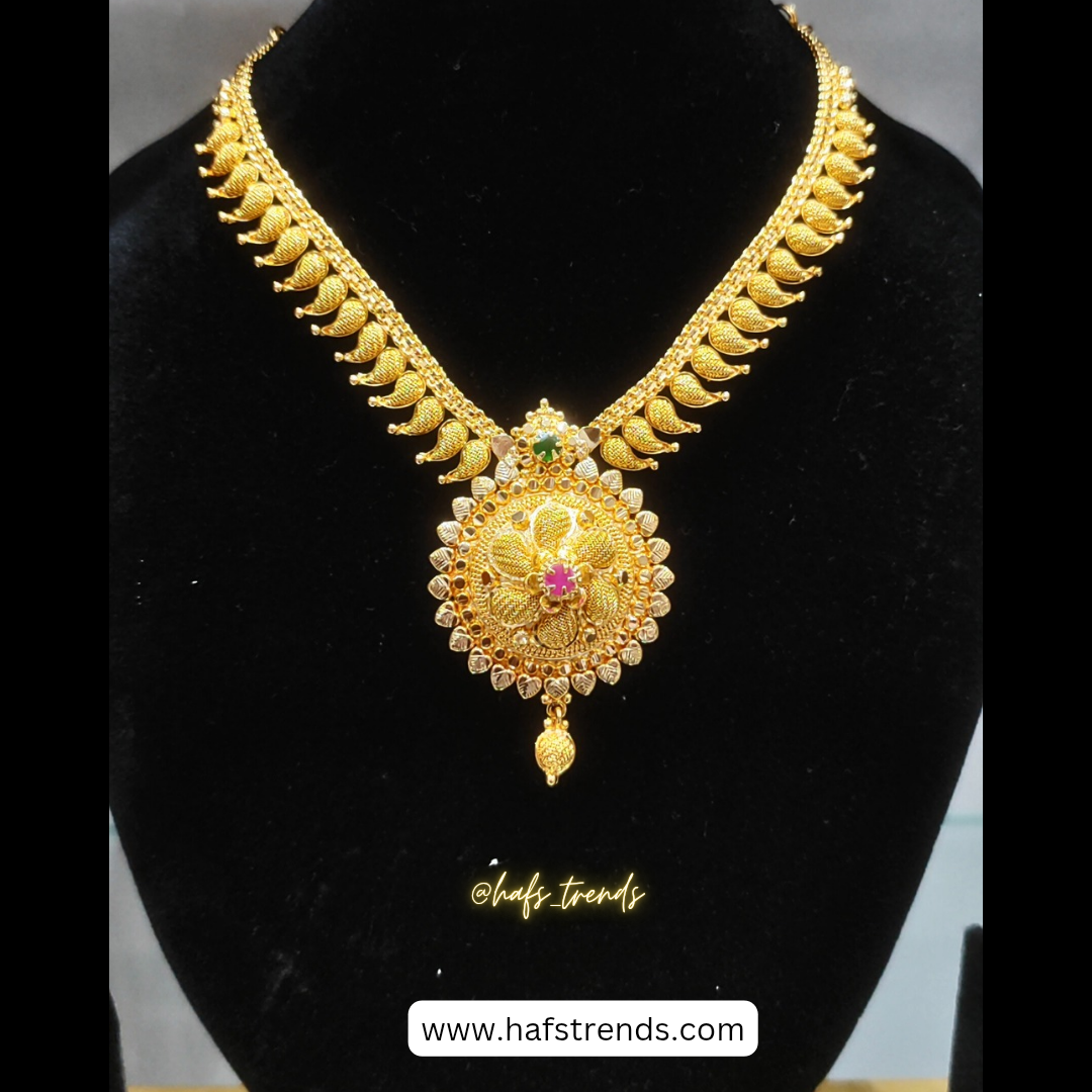 Gold covering manga necklace