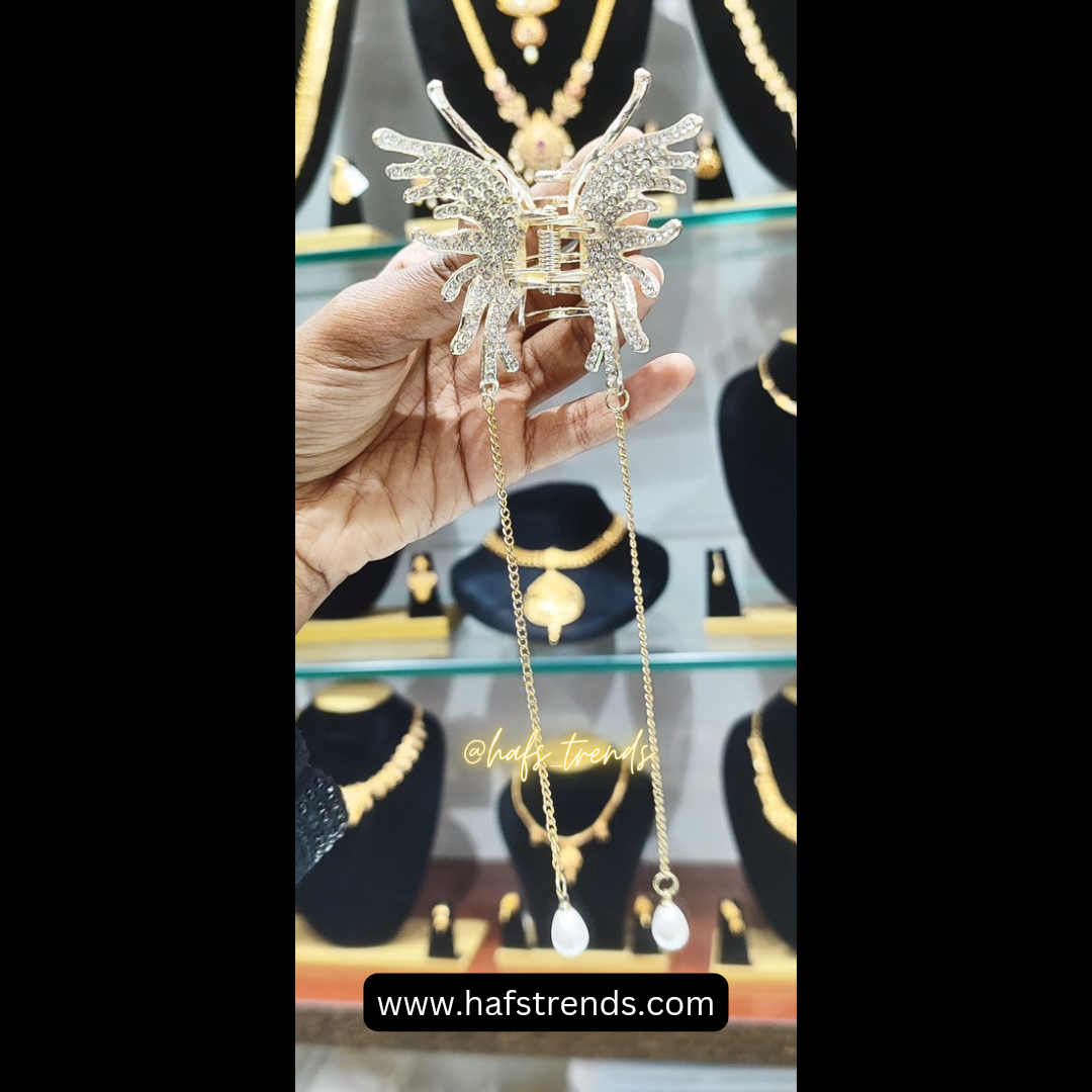 Korean butterfly clutch