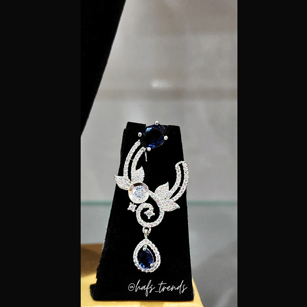 Thumbnail: Dark blue AD necklace set