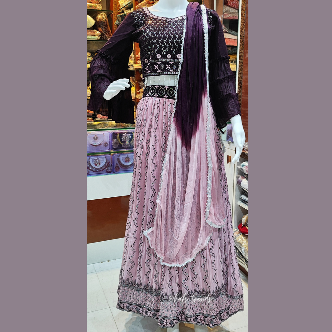 Grand choli with bell sleeves