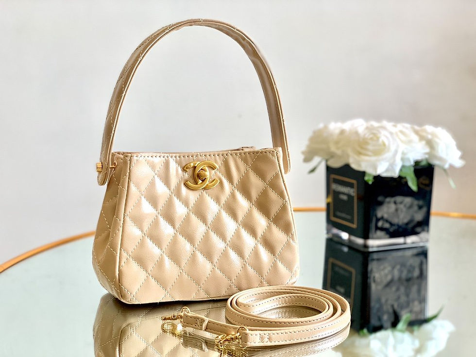 Thumbnail: Shoulder Bag