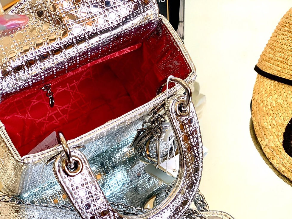 Thumbnail: Lady En Dior - Chrome Skin (Small)