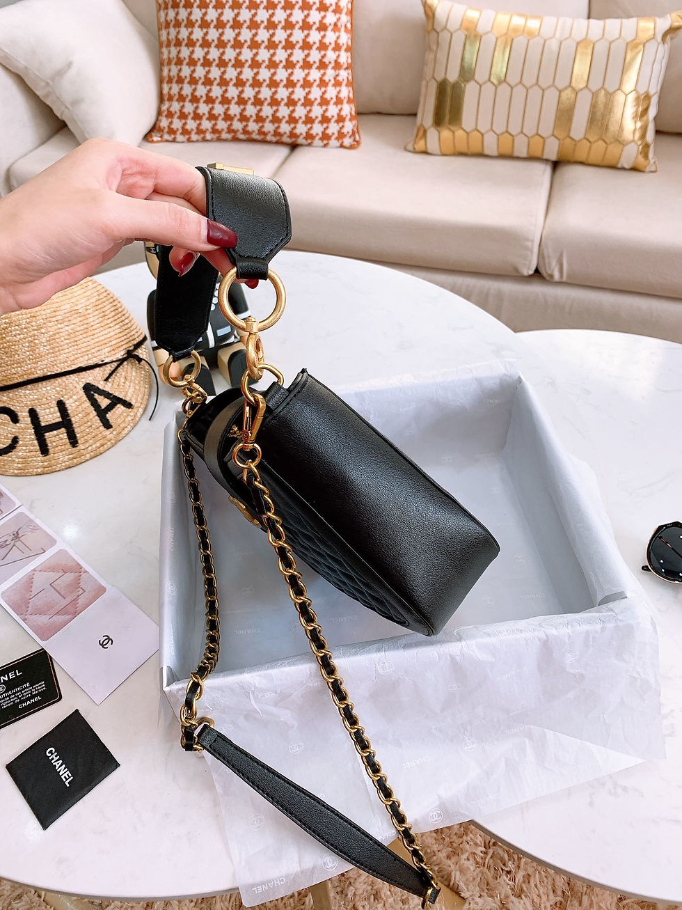Thumbnail: Shoulder Bag