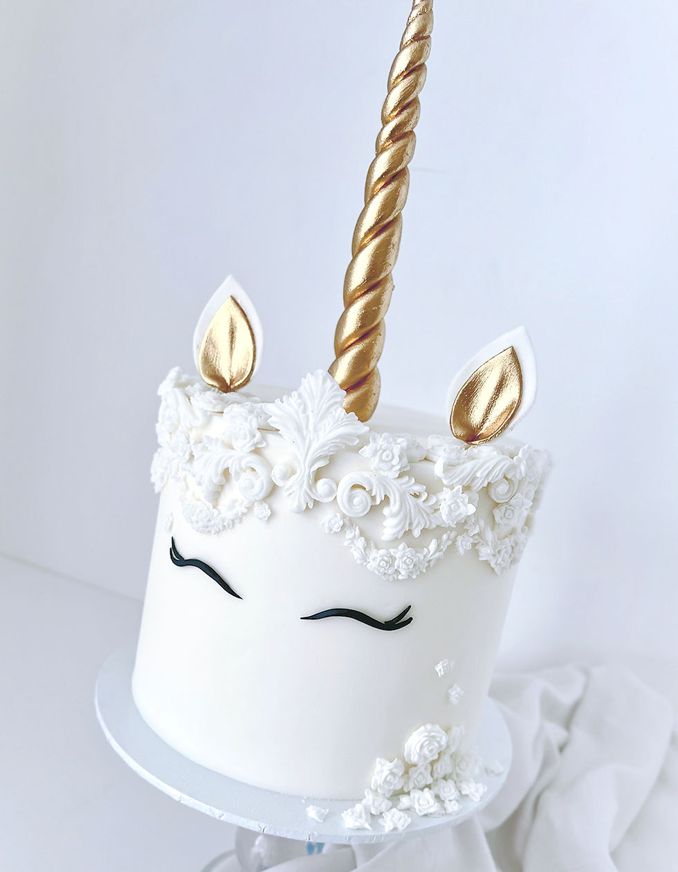 Thumbnail: Vintage Unicorn White
