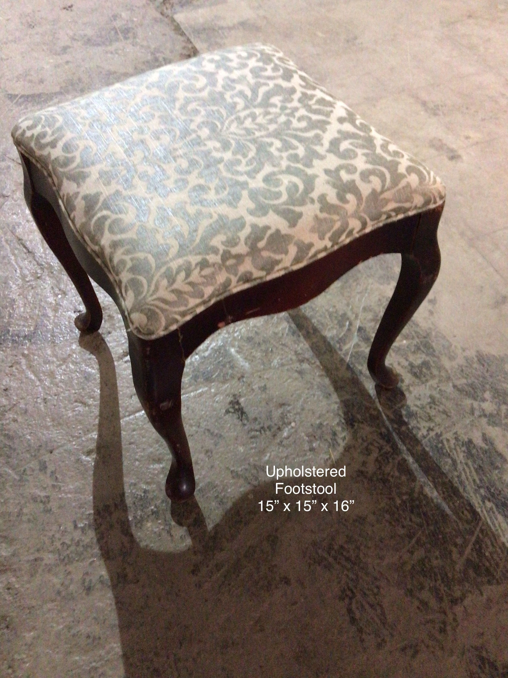 [C0117] Upholstered Footstool