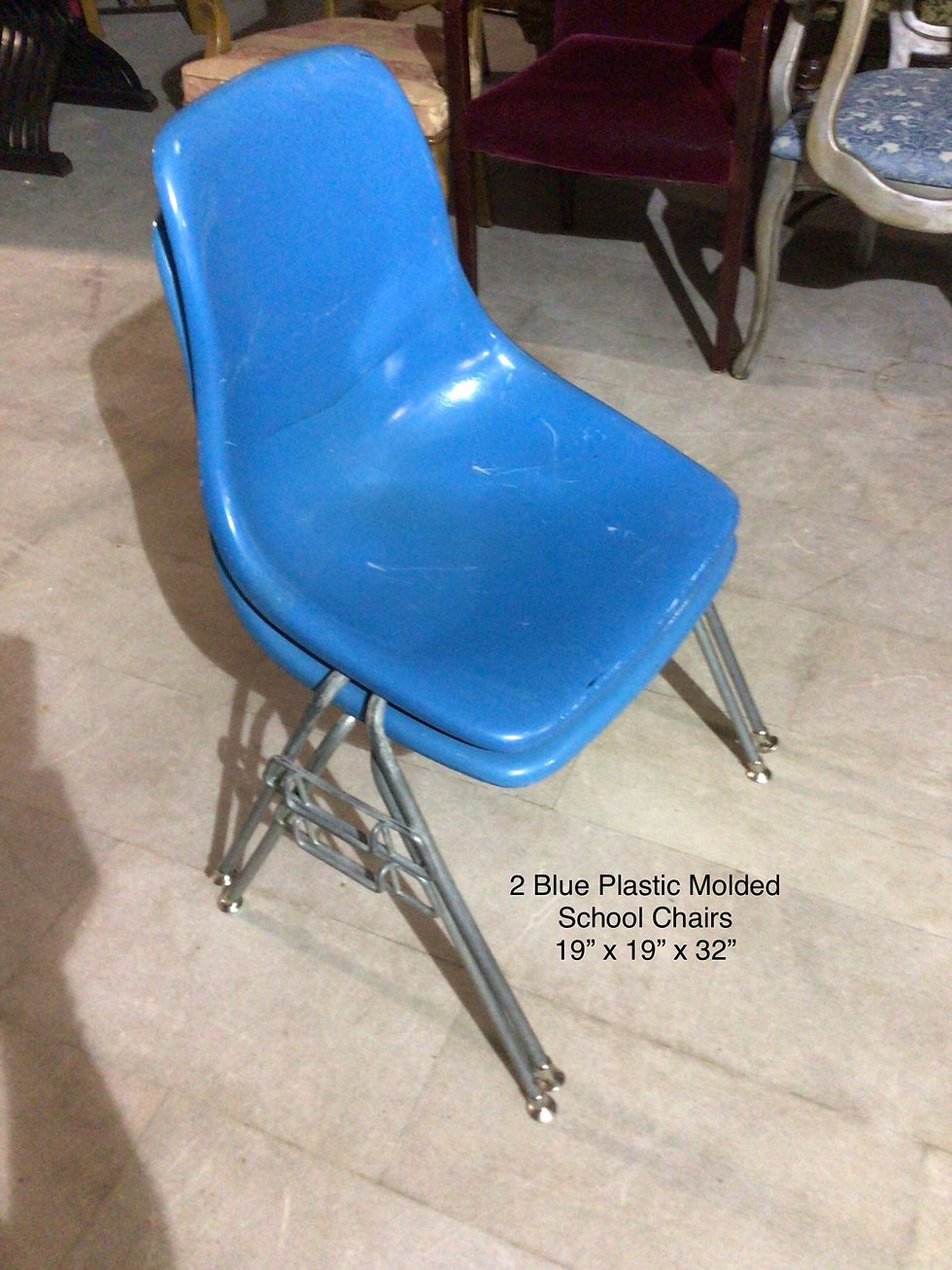 Plastic Molded Chairs [C0101]