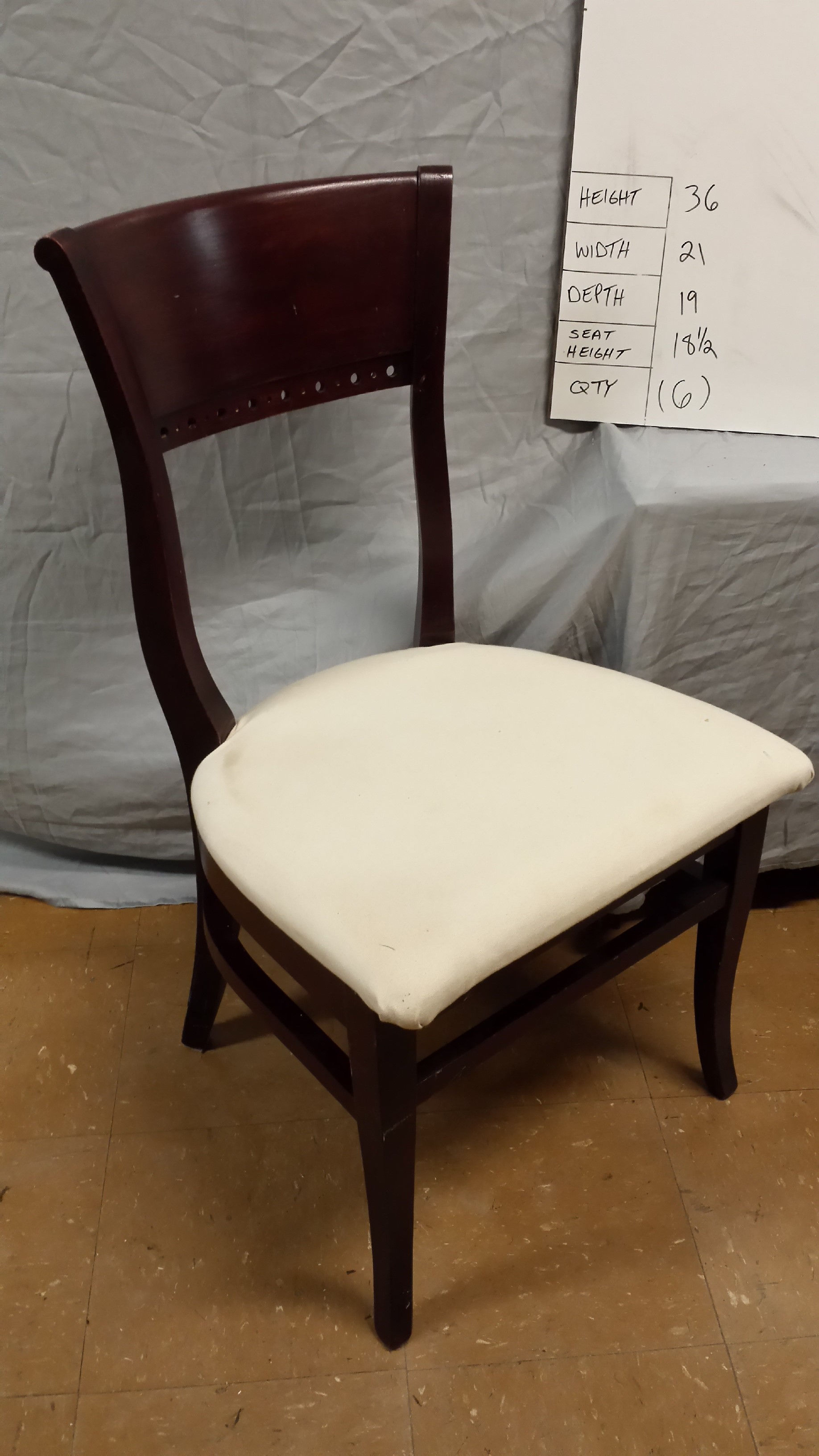 Hepplewhite Chairs [C0075]