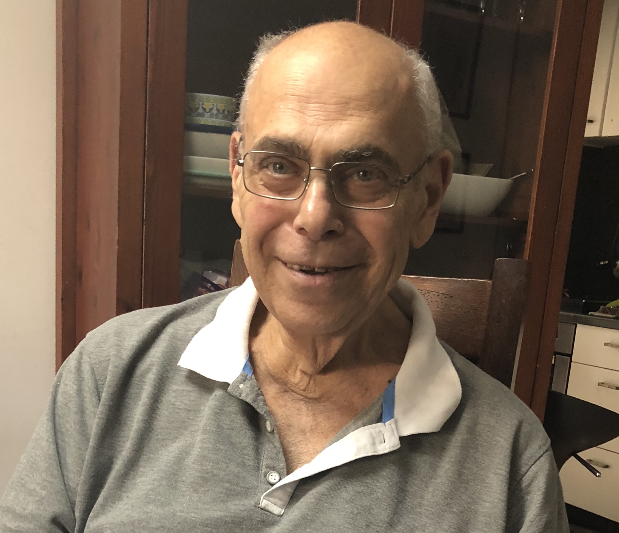 אברהם שלום