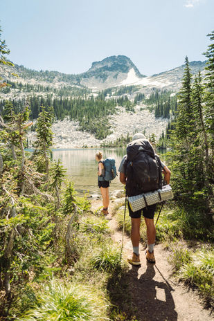 Beehive-Lakes-Trail-Idaho-The-Mandagies-21.jpg