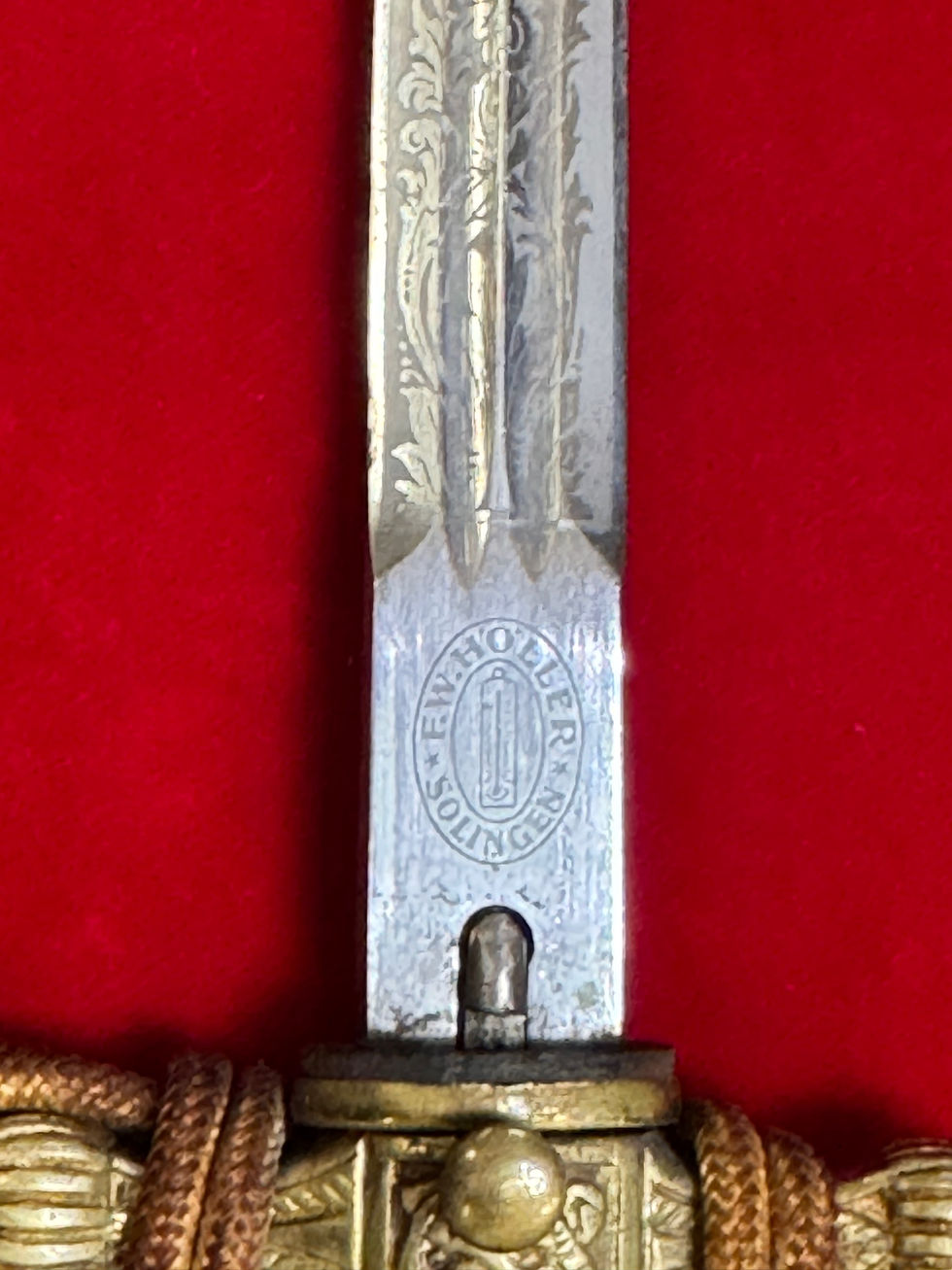Thumbnail: Kriegsmarine dagger by Höller with double etching “vessel”
