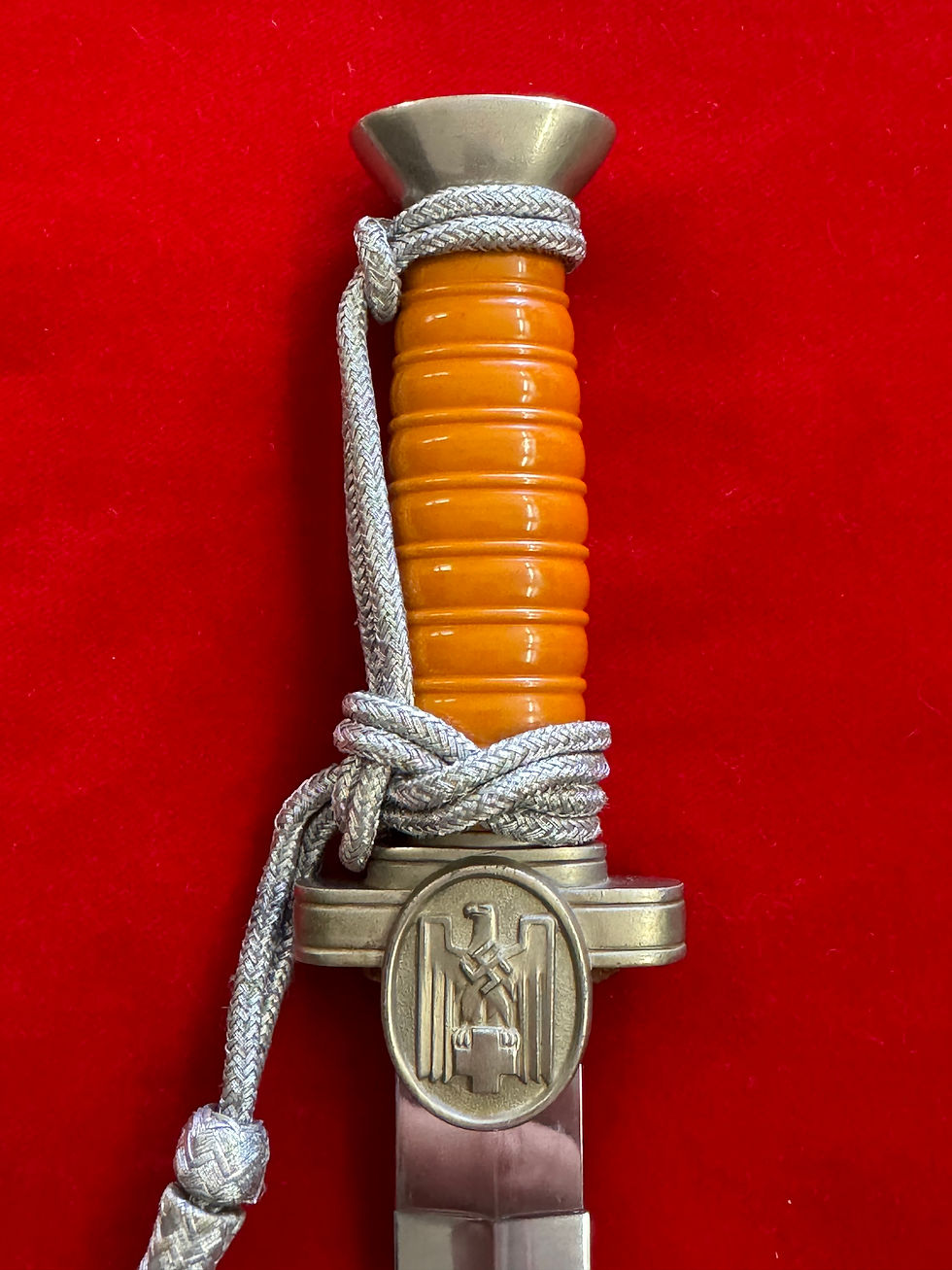 Thumbnail: M38 DRK leader's dagger with hangers and portopee