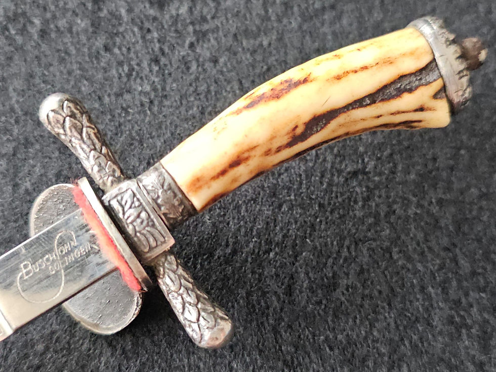 Thumbnail: Miniature Hirschfänger with double-sided etched blade, manufacturer Alcoso