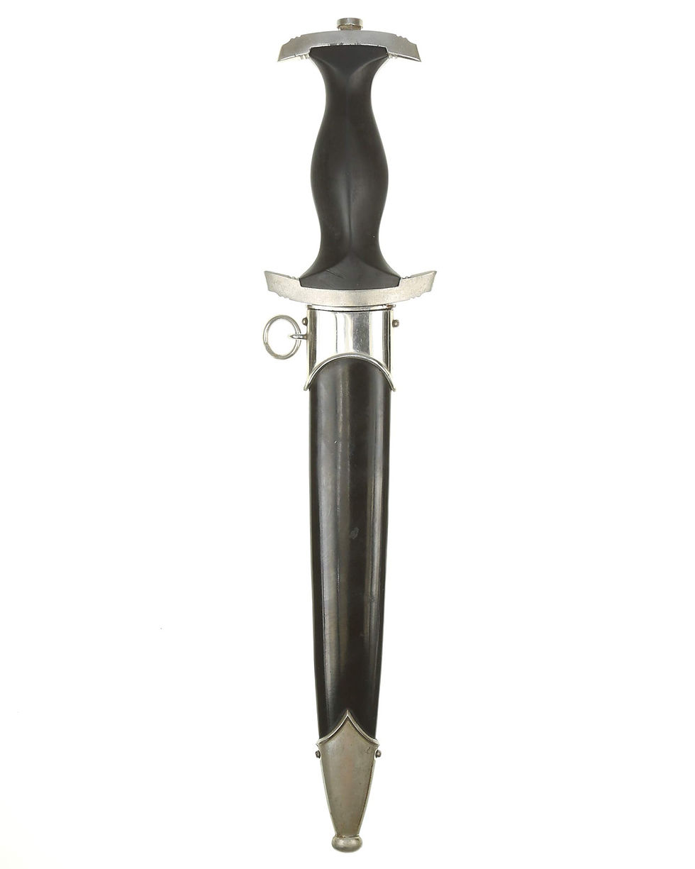 Thumbnail: SS dagger [late period] M7/83  by Plümacher Richard & S 