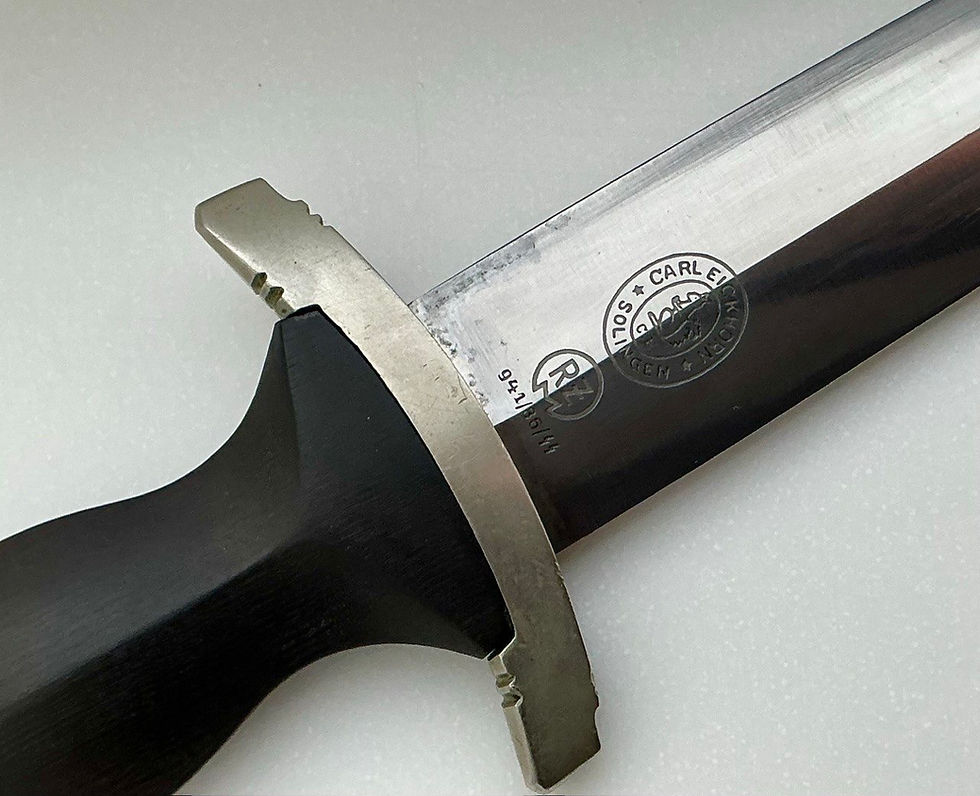 Thumbnail: SS dagger [middle period] M941/86 by Carl Eickhorn