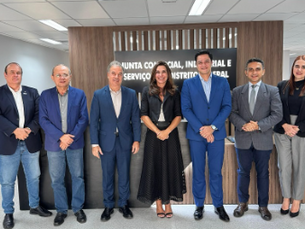 Convênio Redesim Conectada de visita institucional à sede da Jucis-DF