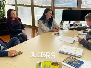 JucisRS apresenta ações para o Secretário de Desenvolvimento Social , Beto Fantinel