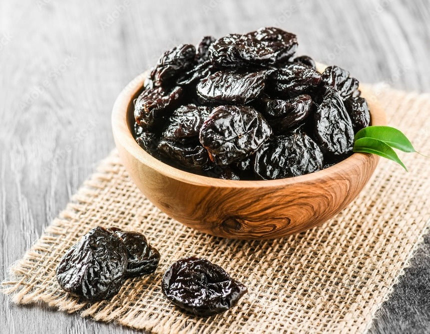 Superfood Spotlight: Organic Dried Plums