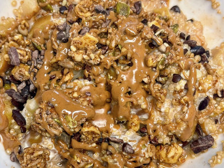 Apple Cinnamon Quinoa Breakfast Bowl