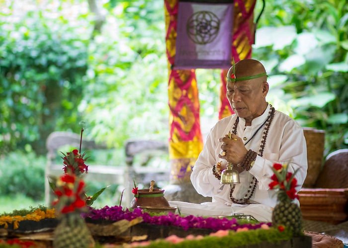 Pak-Nyoman-Pandita-High-Priest-at-Fivelements-Retreat-in-Ubud-Bali-Indonesia.jpeg