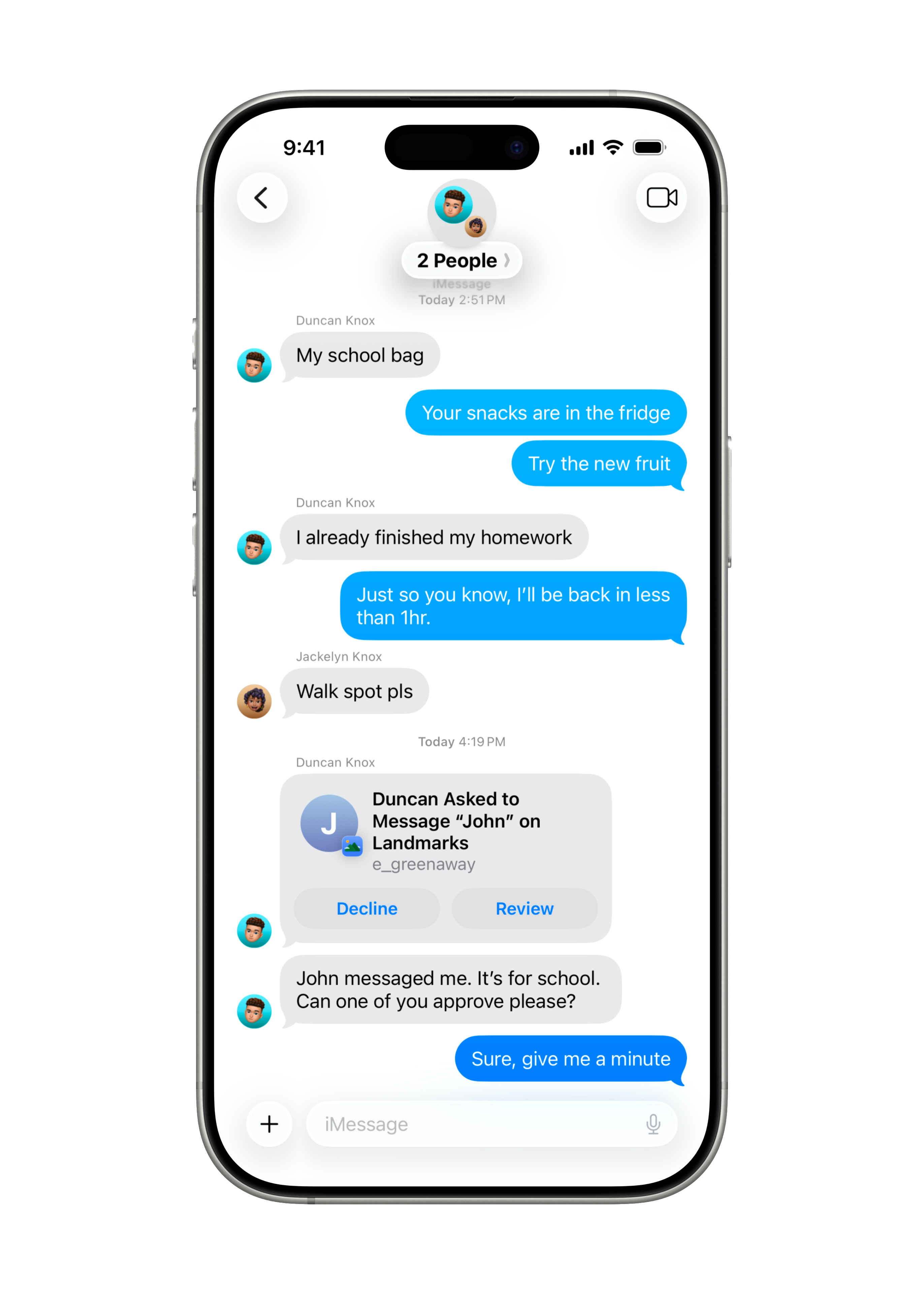 La fonctionnalité Limites de communication est affichée dans une conversation Messages sur un iPhone 16 Pro.