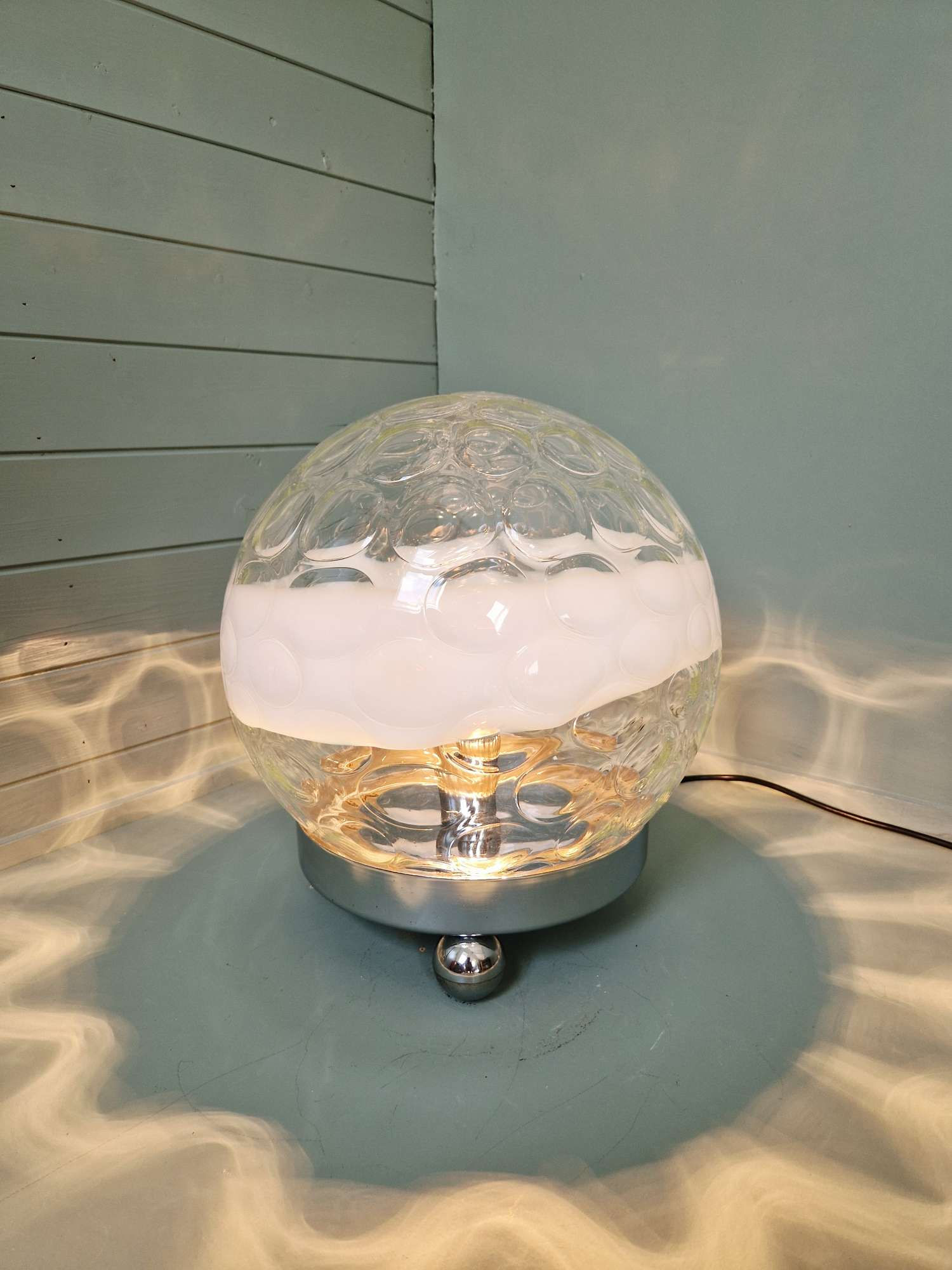 Grande lampe à poser en verre soufflé alvéolé, 1970