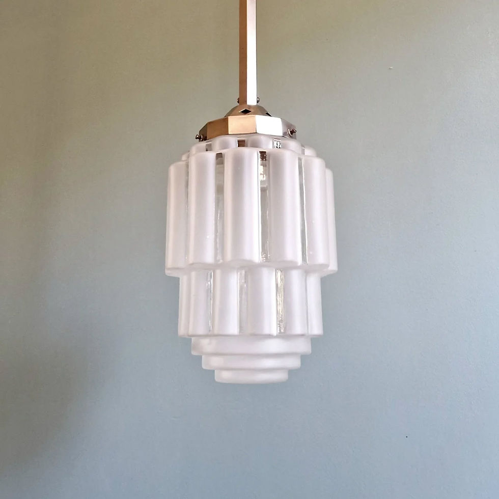 Miniature : Suspension Art Déco Skyscraper en verre transparent dépoli, 1930