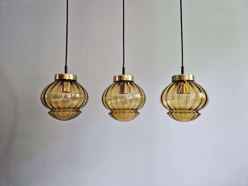 Miniature : Ensemble de 3 suspensions en verre ambré, RAAK AMSTERDAM, 1970