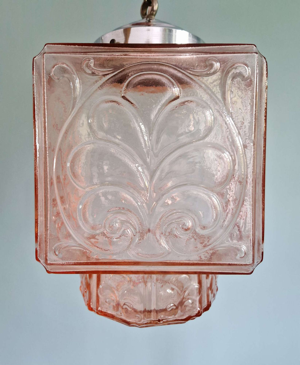 Miniature : Suspension Art Déco en verre rose pâle, années 1920-30 