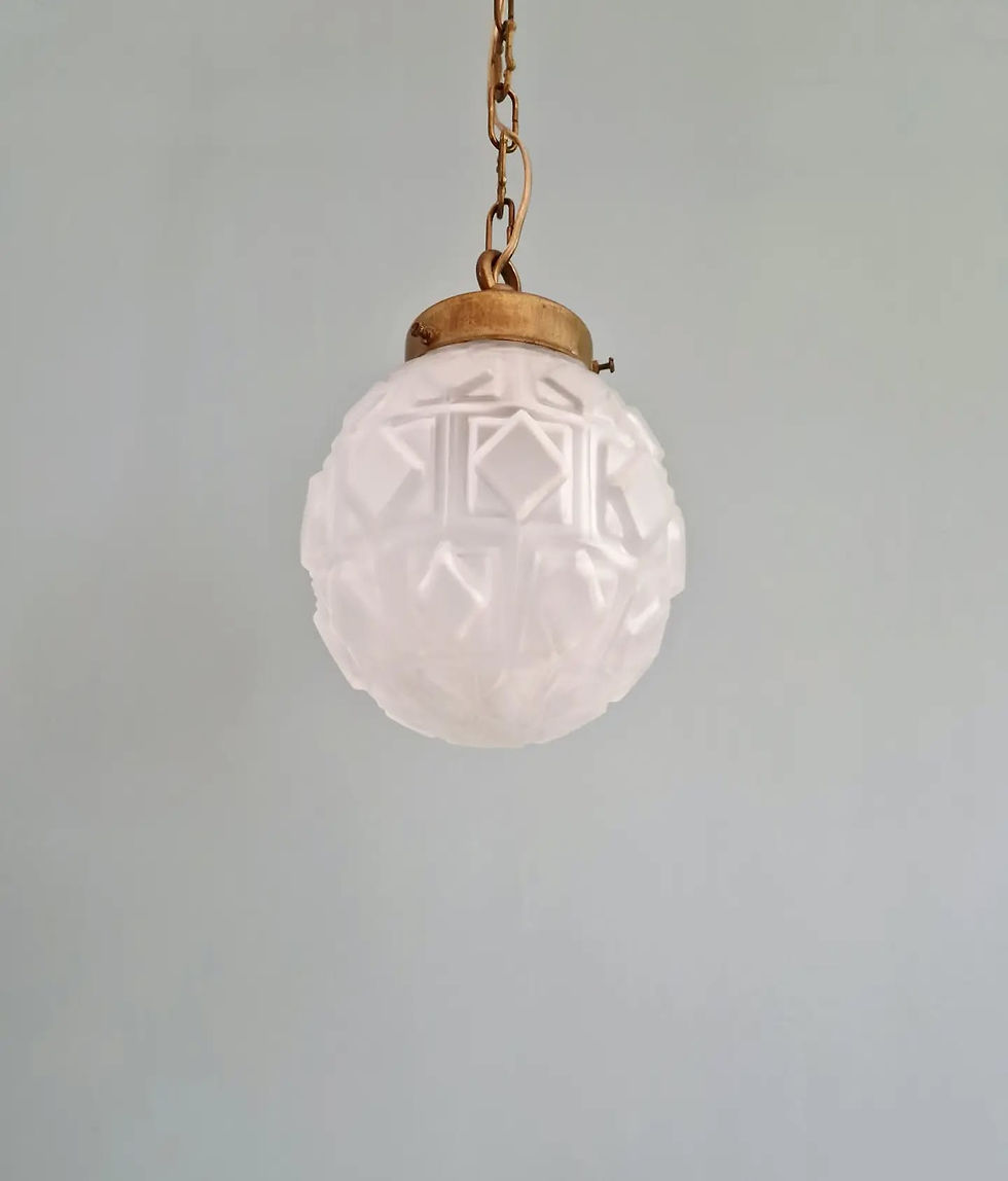 Miniature : Suspension Art Déco en verre pressé moulé dépoli, 1930