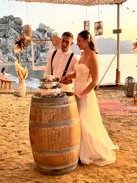 Marmaris Sahil Kenarında Sakin Bir Koyda Nikah Kutlaması00005.HEIC