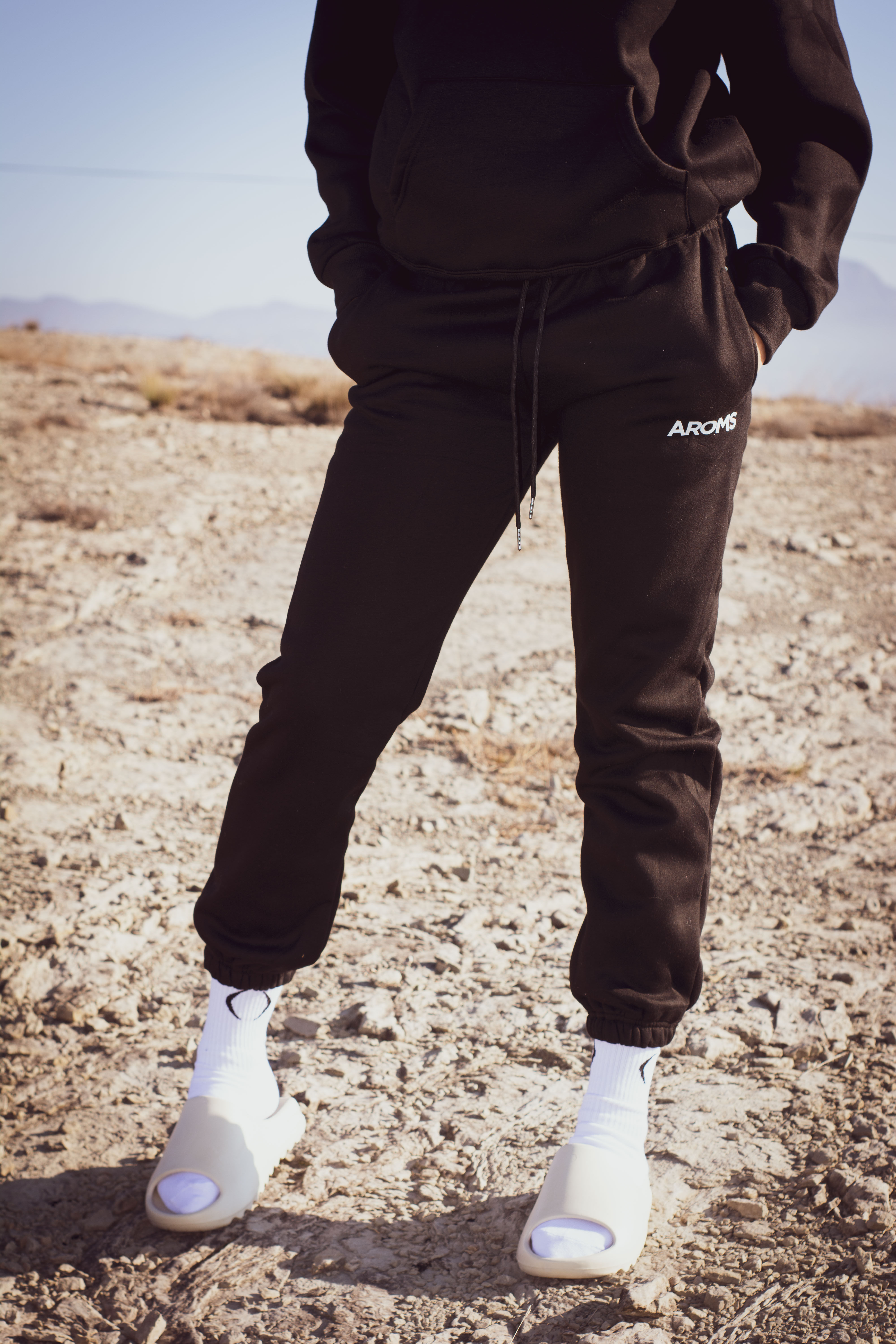 Essential Jogger - Black
