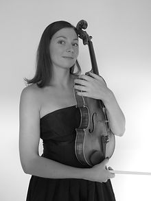Sophie Groseil, professeur d'Alto à l'Académie d'été de Musique à Groix en Bretagne