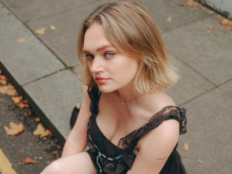 Sapphire steps into her prime with "The Last Thing"