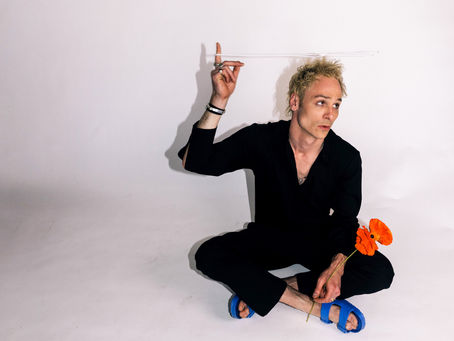 Sam Himself returns with quirky ballad "Golden Days"