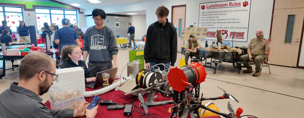 Demonstration of the MakerSpace table to participants