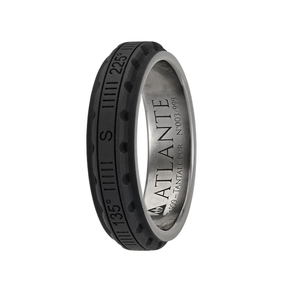 Bague ATLANTE 6.0 Ultra Dark - Spirit of the Ocean - Edition limitée numérotée - tantale pur 999/1000e (Ta999), finition noircie par traitement thermique haute température, intérieur et bords polis brillants.