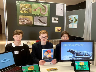 Simon Eßers, Jonas Pommerening und Fabian Prasse aus der Klasse 9a erreichen für das SGH einen zweiten Platz im Regionalwettbewerb "Jugend forscht" 2024