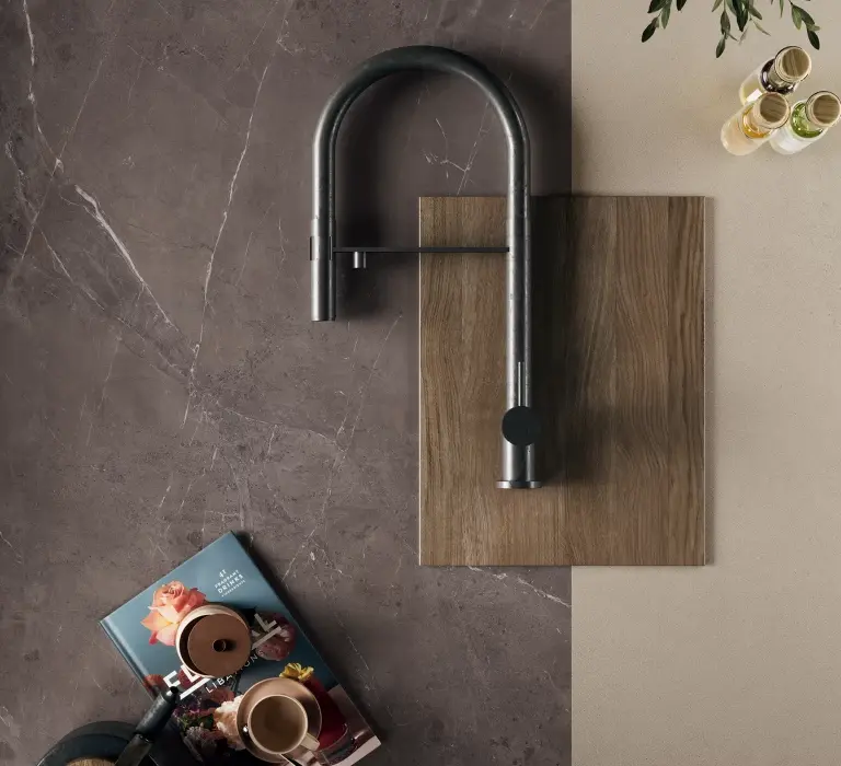 3-precious-brown-brown-marble-effect-stoneware-kitchen-island-cladding-clamp_768_1024_50