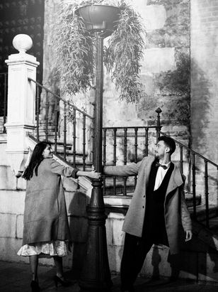 Paarshooting in Kassel Innenstadt – ungestellte Paarfotografie im urbanen Umfeld