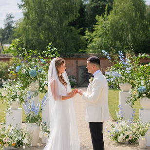 Your Wedding Stories - An elegant Cotswolds Wedding  