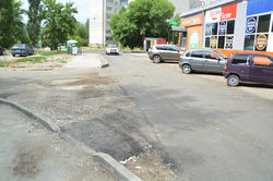 То самое недоделанное место на подъезде к Стране чудес