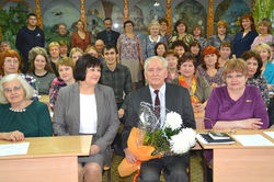 ВИ Уполовников с педколлективом СОШ 16 1 апреля 2016