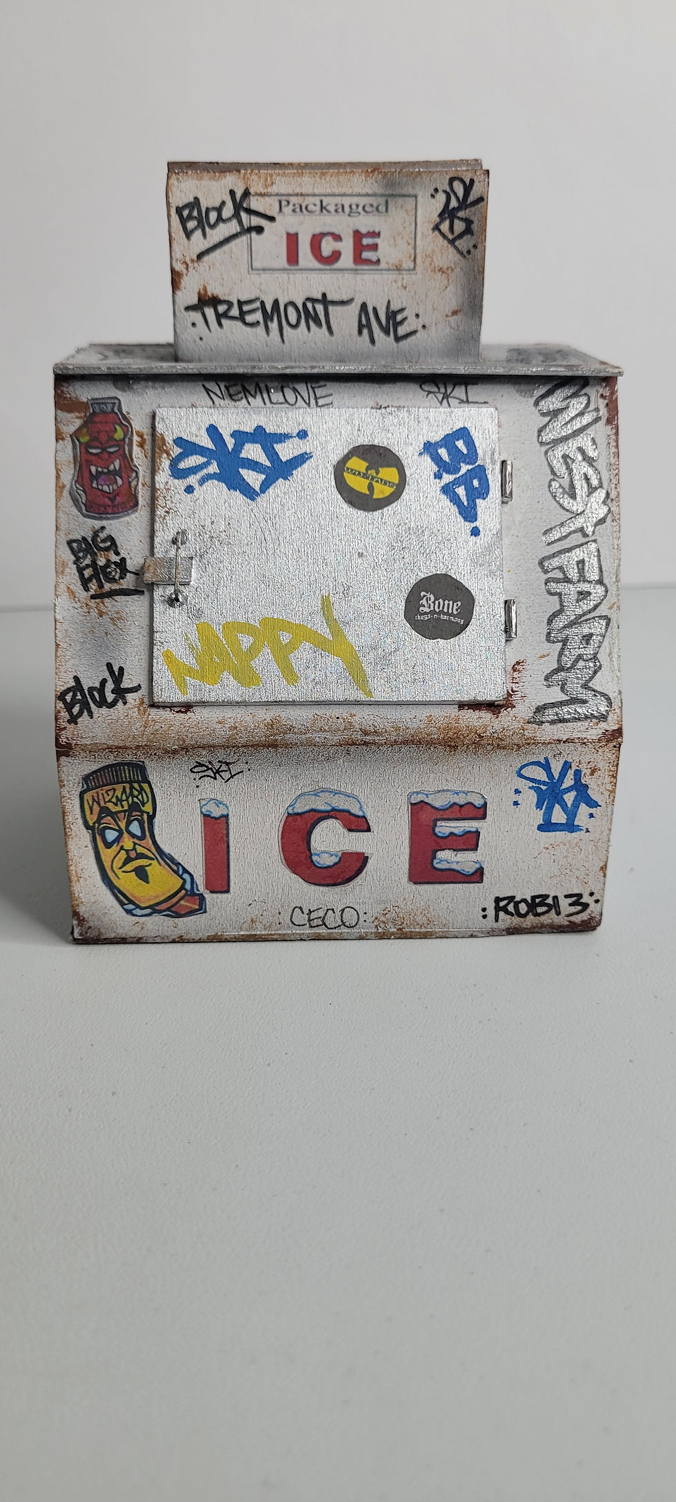 Thumbnail: EAST TREMONT ICE BOX [ BLOCK] 