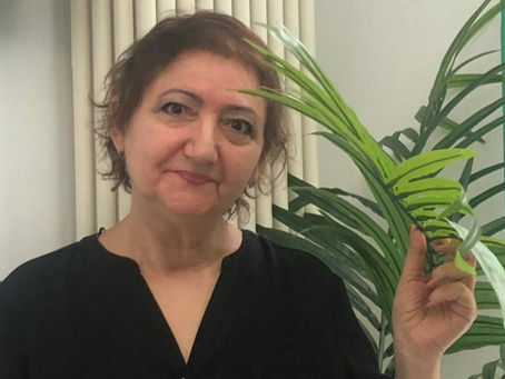 Look capelli per l’estate, erbe tintorie e consigli pratici da Ritualcromia, parrucchieri a Laveno