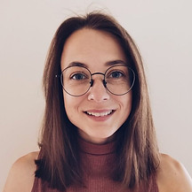 Evija Ridūze-Skujiņa Gaidību telpas autores portrets