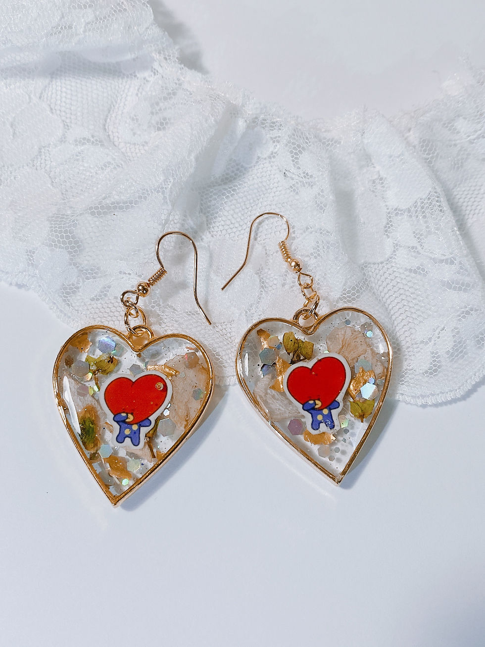 Thumbnail: Custom BT21 Heart Floral Earrings